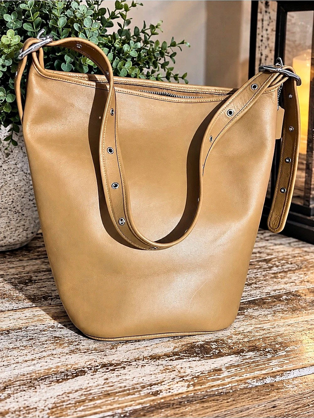 1971 COACH DUFFLE CENTER SEAM RE-ISSUE IN BEAUTIFUL HONEY BROWN ๐ฏ๐ค